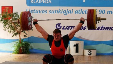 Lietuvos sunkiosios atletikos čempionate užfiksuoti nauji šalies rekordai