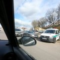 В Вильнюсе столкнулись три автомобиля, пострадали мужчина и ребенок