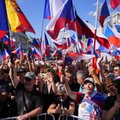 Prahoje tūkstančiai žmonių susirinko į protestą prieš Čekijos vyriausybę
