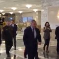 [Delfi trumpai] Minske Šoigu užfiksuotas šlubuojantis (video)