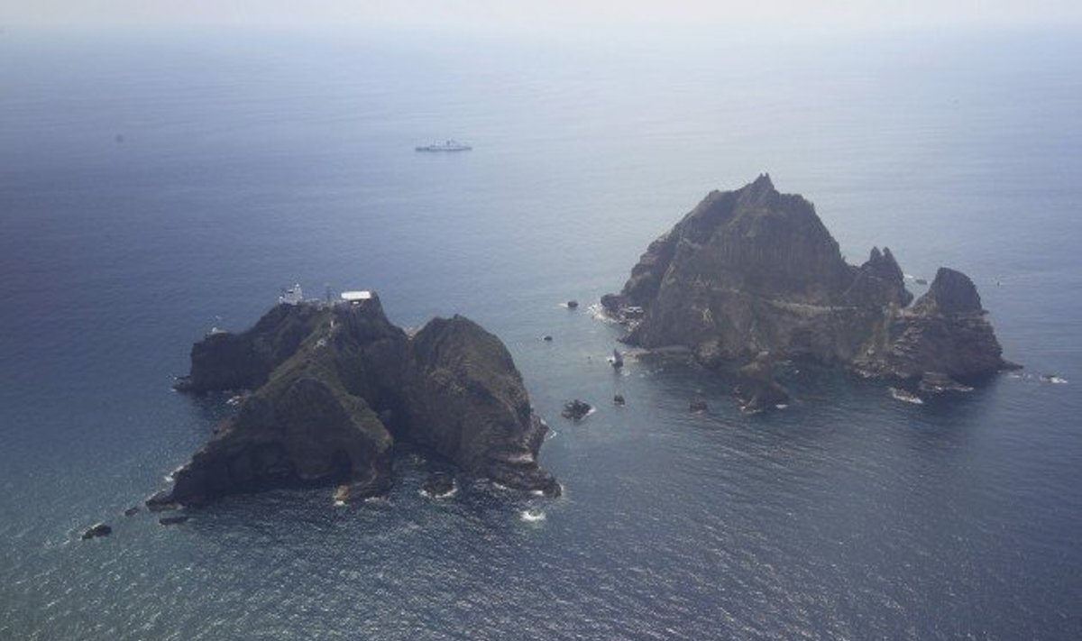 Dokdo arba Takešimos salos, dėl kurių konfliktuoja Japonija ir Pietų Korėja