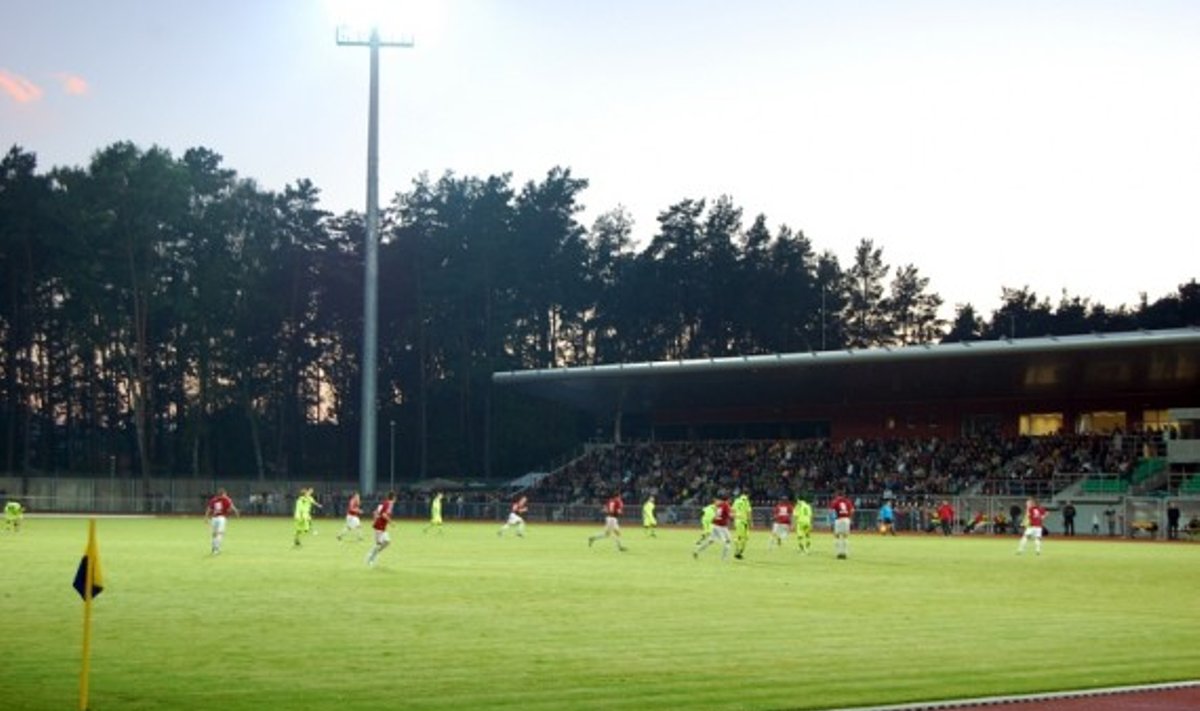 Alytaus stadione šiemet žaidusios dvi miesto komandos susijungia į vieną 