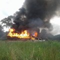 Nigerijoje sprogus benzinvežiui žuvo mažiausiai 10 žmonių