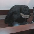 Teismas du žmones užmušusį policininką leido suimti 15 parų