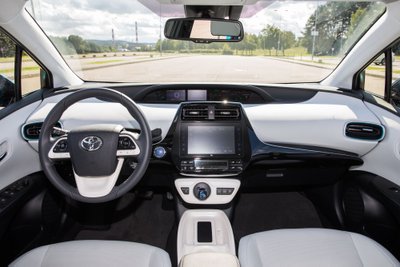 "Toyota Prius Plug In Hybrid"