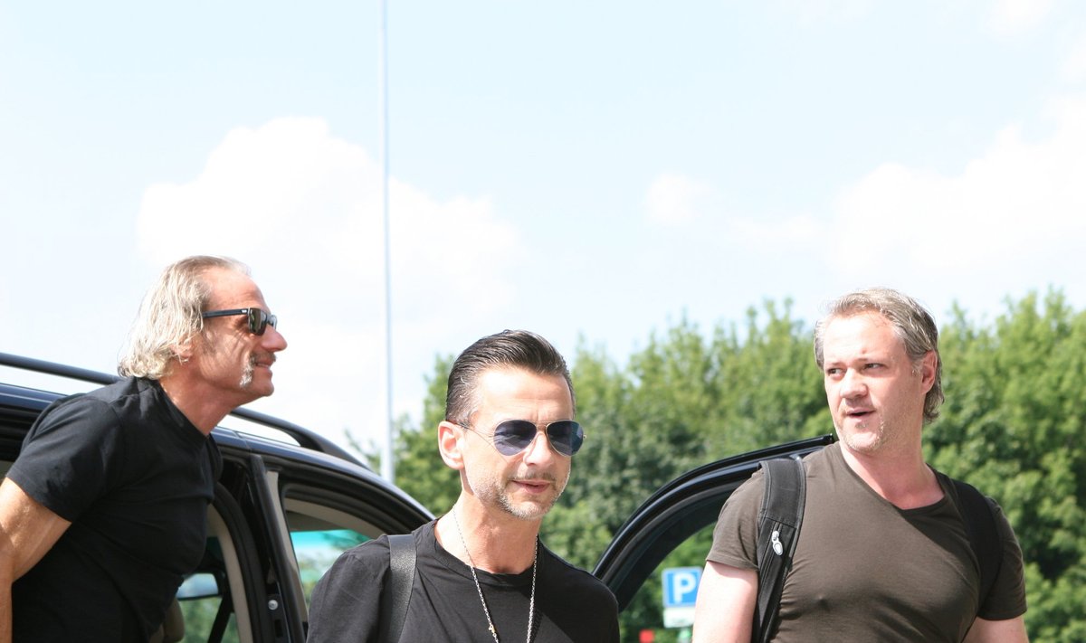 „Depeche Mode“ lyderis Vilniaus oro uoste