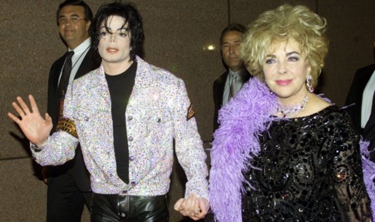 Michaelas Jacksonas su aktore Elizabeth Taylor, 2001 m.