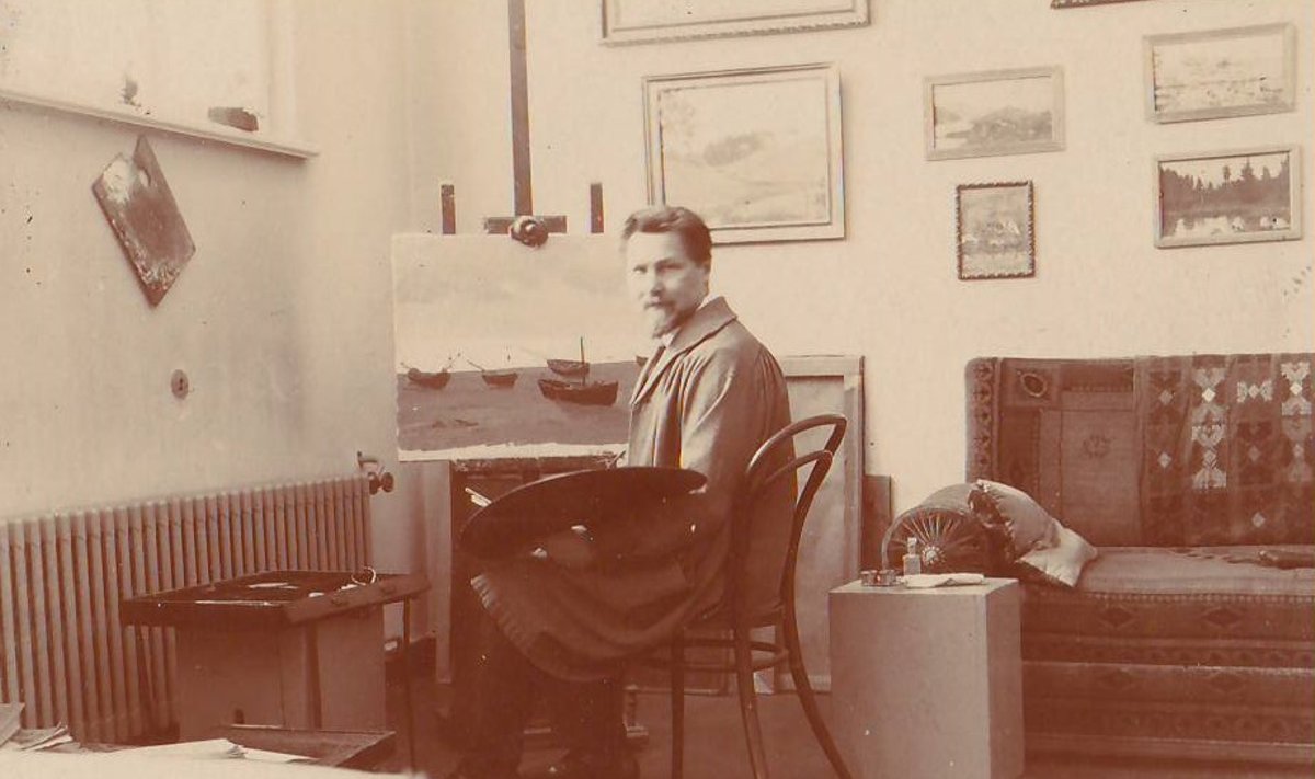 Antanas Žmuidzinavičius dirbtuvėje (1932)