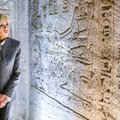 Egipto šventykla nublanko prieš Brigitte Macron pasirinktą įvaizdį