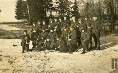 Vakarų ir Pietų apskričių partizanai pakeliui į partizanų vadų susitikimą, Okupacijų ir laisvės kovų muziejaus nuotr.