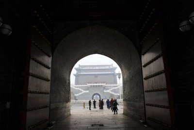 Kiniečiai lankosi Tiananmena aikštėje
