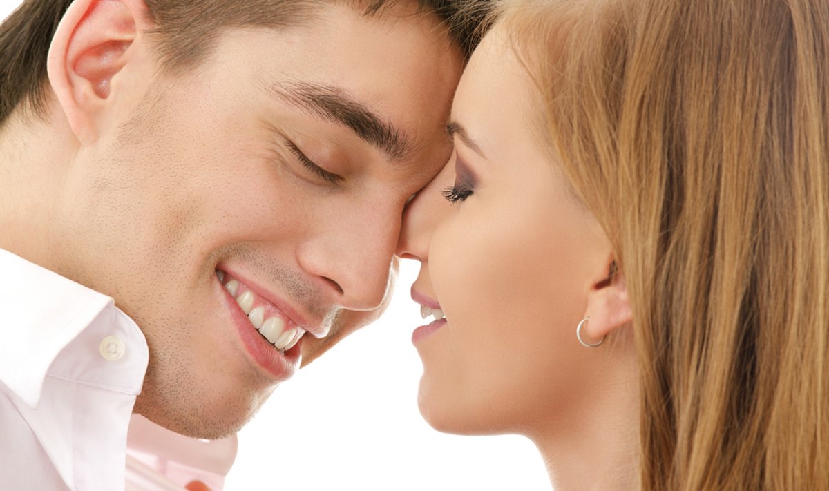 20 секретов, как влюбить в себя парня - Delfi RU