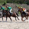 Pirmą vasaros savaitgalį džiugins žirgų lenktynės Anykščiuose