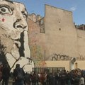 Paryžiuje atidengtas didžiulis grafitis