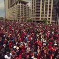 Torontas išėjo į gatves pasveikinti pirmą kartą NBA čempionu tapusio „Raptors“ klubo