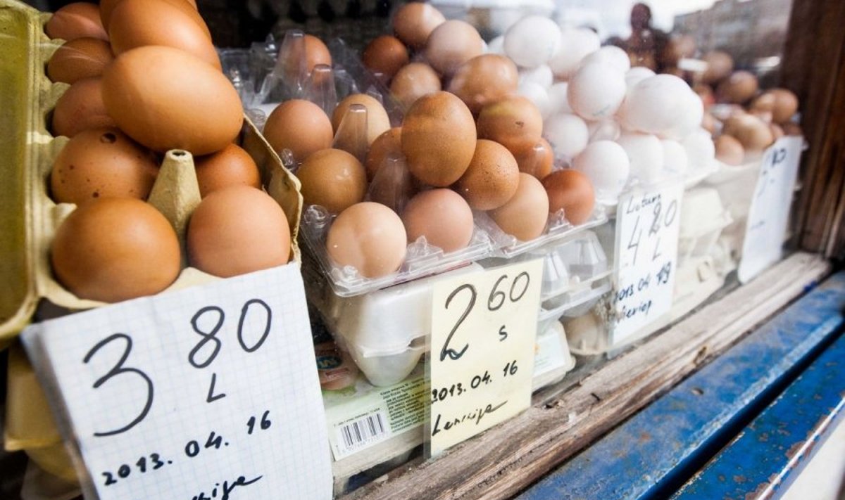 Kalvarijų turguje pardavinėjami kiaušiniai