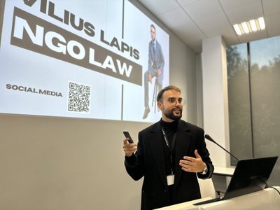  Lektorius V. Lapis - NGO Law topic