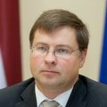 Латвийский премьер обсудит с Медведевым экономические вопросы