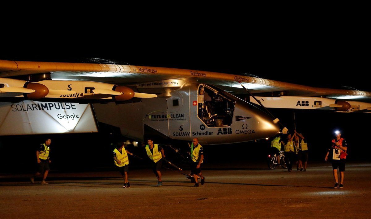 Solar Impulse 2 palieka Ispaniją