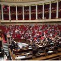 Prancūzijos parlamentas nubalsavo pratęsti nepaprastąją padėtį šalyje