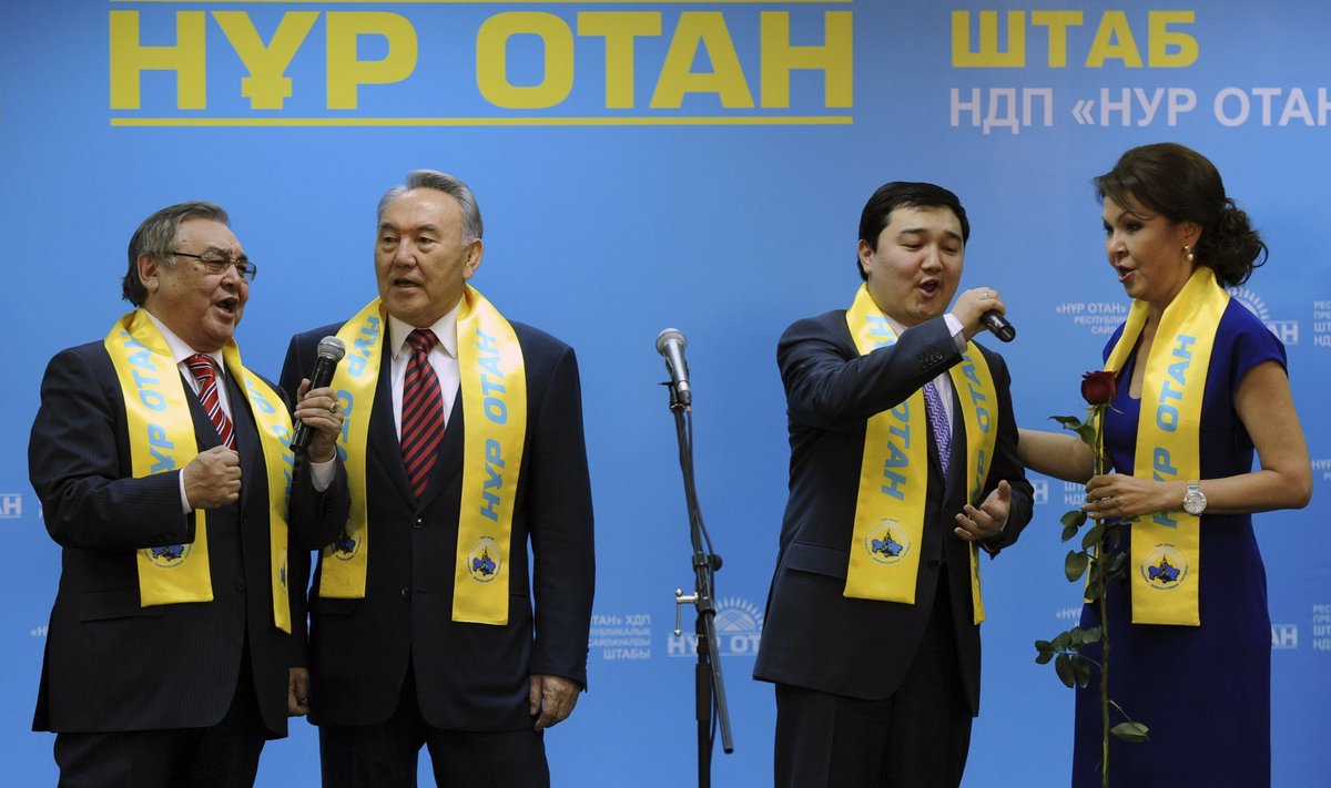 Nursultano Nazarbajevo partija "Nur Otan"