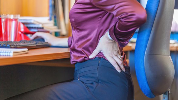 Kaip išvengti nugaros skausmo? Padės trys taisyklės