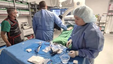 Šiaulių ligoninėje sunkiai susirgusios pacientės gyvybę išgelbėjo atlikę ypatingą operaciją – pirmą tokią Lietuvoje