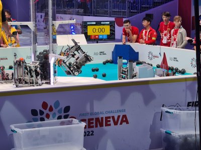 Lietuviai triumfavo tarptautinėje robotikos olimpiadoje Ženevoje. Lituanica X komandos archyvo nuotr.
