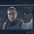 Naujoje „Huawei Mate 10“ reklamoje – būrys žvaigždžių