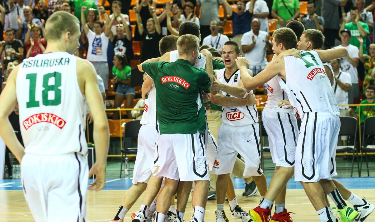 Jaunieji Lietuvos krepšininkai prasibrovė į Europos čempionato finalą