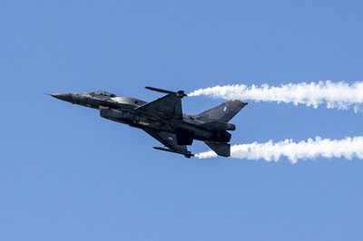 Graikijos naikintuvas F-16