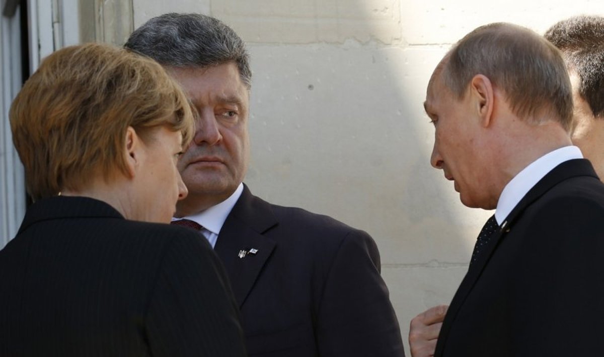 Piotras Porošenka, Angela Merkel ir Vladimiras Putinas
