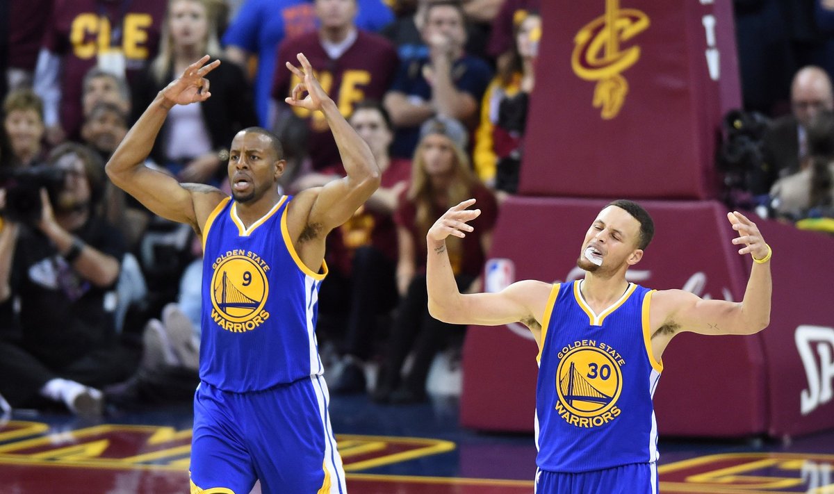 Andre Iguodala ir Stephenas Curry