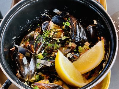 Andrius Užkalnis apžvelgia restoraną „Brussels Mussels“
