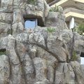Prabanga alsuojančiame Monake įrengta vila uoloje