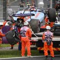 Nesėkmingai „Formulėje-1“ išlikti bandantis autsaideris sudaužė bolidą pirmosiomis kvalifikacijos minutėmis