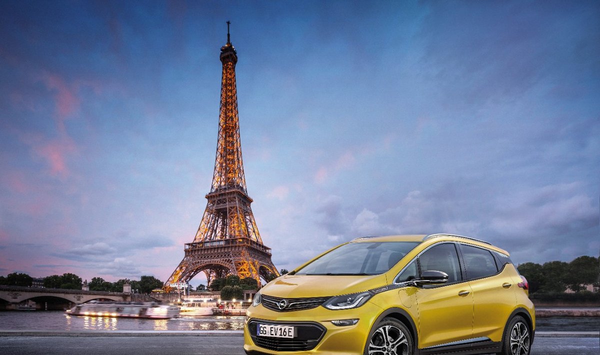 "Opel Ampera-e" debiutuos Paryžiuje