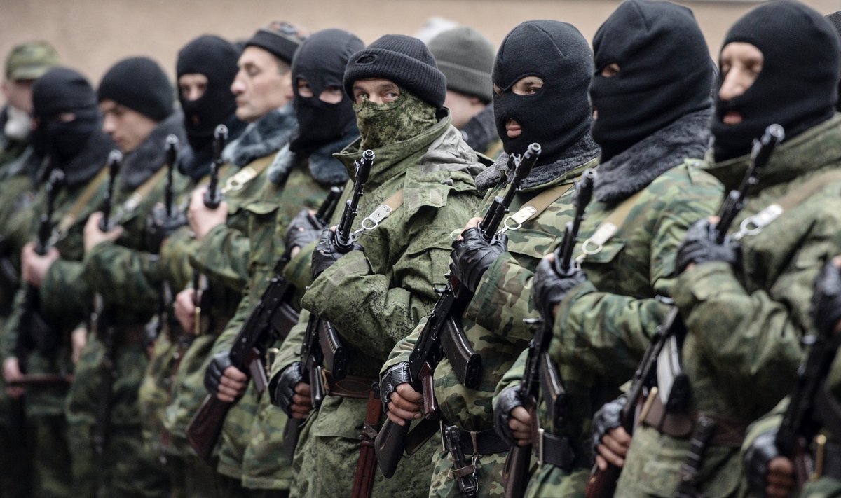 Russia's soldiers (green men) without insignias in Crimea
