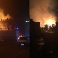 Panevėžys paskendo dūmuose: gausios gelbėtojų pajėgos gesino didelį gaisrą