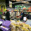 Меняются привычки покупателей в Литве: некоторые магазины планируют использовать как склады и готовить заказы ночью