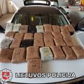 Marijampolės policija sulaikė susijaudinusį vyrą, vežusį narkotikų už 300 tūkst. eurų