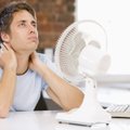 Per karščius sugedę kondicionieriai verčia verslininkus persikraustyti