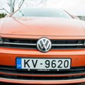 Keisis „Volkswagen“ logotipas – rengiamasi spalvingai elektromobilių erai