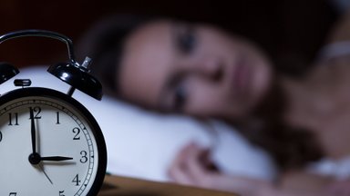 10 paprastų, bet labai veiksmingų priemonių negalintiems užmigti