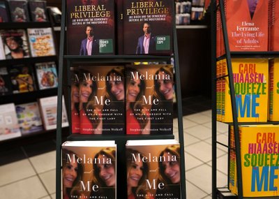 Stephanie Winston Wolkoff knyga apie Melanią Trump