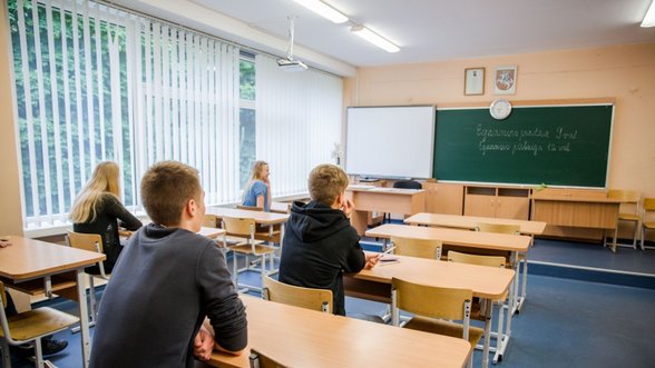 Dešimtokų lietuvių kalbos patikrinimą išlaikė 94 proc. mokinių
