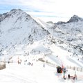 Vienas Slovėnijos kalnų slidinėjimo kurortas dirba, nepaisydamas valdžios draudimo