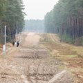 Pasieniečiai į Lietuvą neįleido 8 migrantų, Baltarusijos pusėje – 22 šūviai