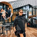 Vasaros sensacija Anykščiuose: Justė Arlauskaitė-Jazzu atidarė naują restoraną, gyventojų jau tituluojamą gražiausiu Lietuvoje