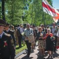 Оппозиционеры в Минске отметили окончание ВМВ у могли советских солдат